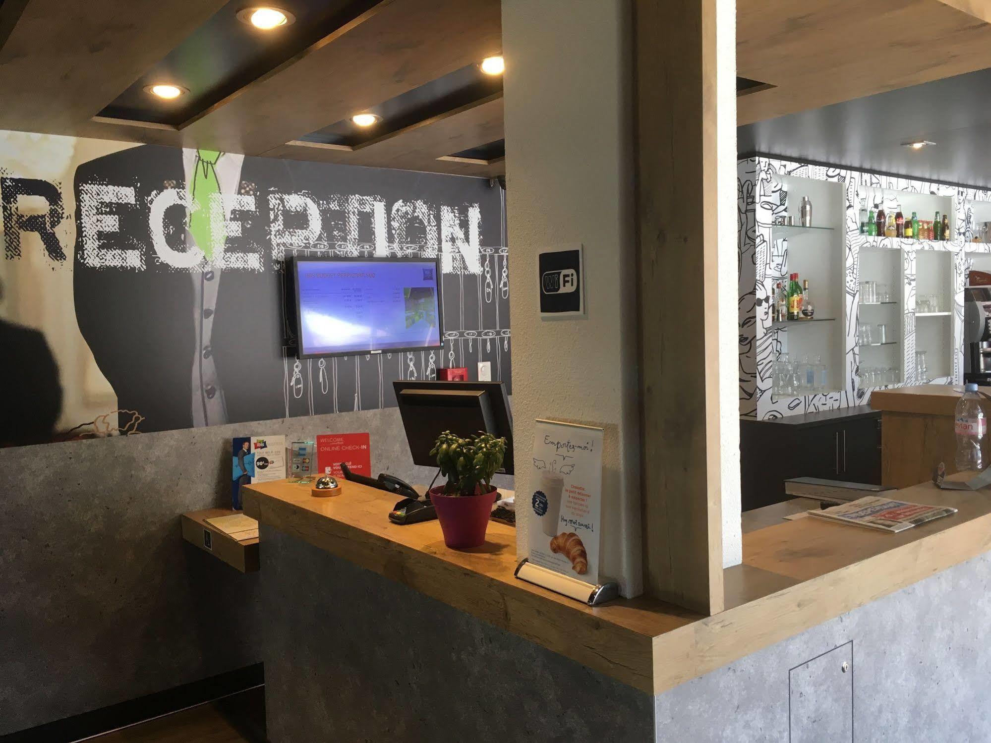 Ibis Budget Perpignan Sud Exteriör bild